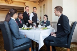 Как добиться успеха и построить свой бизнес в сфере Hotel, Restaurant, Catering?